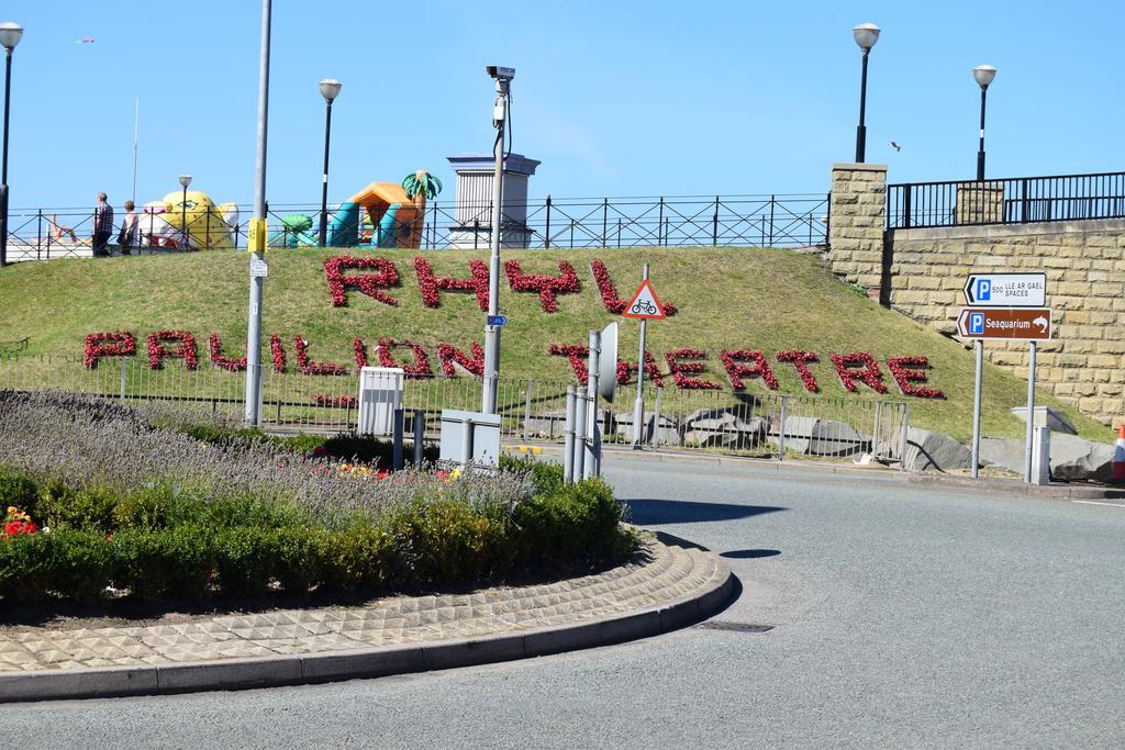Westminster Hotel Rhyl Exterior foto