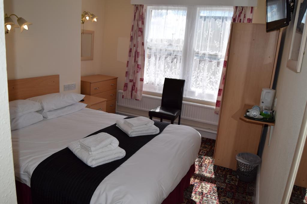 Westminster Hotel Rhyl Exterior foto