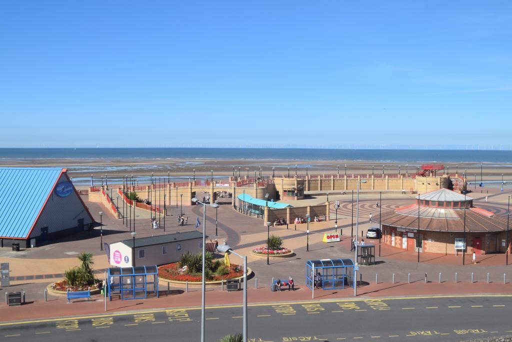 Westminster Hotel Rhyl Exterior foto